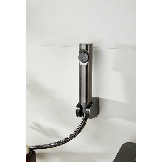 Смеситель для раковины с лейкой для биде Belz B12713-3, оружейная сталь - фото 17