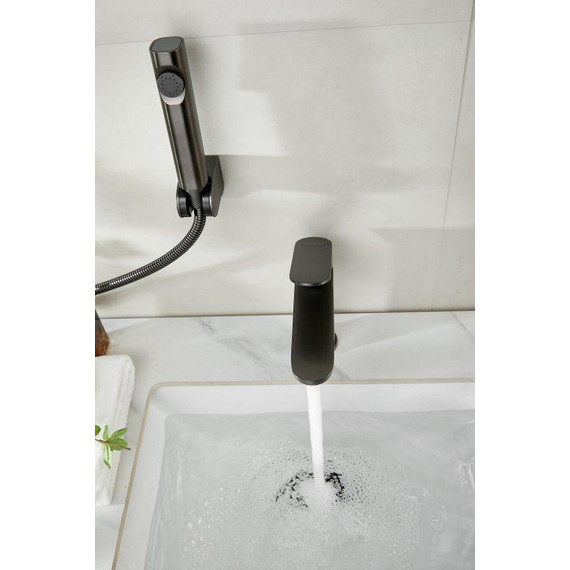 Смеситель для раковины с лейкой для биде Belz B12713-3, оружейная сталь - фото 37